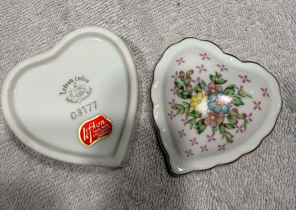 Lefton Trinket Box - Picture 5 of 8